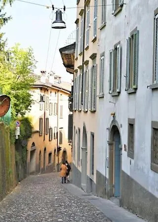 Tra Alta E Bassa: St Semesterbostad